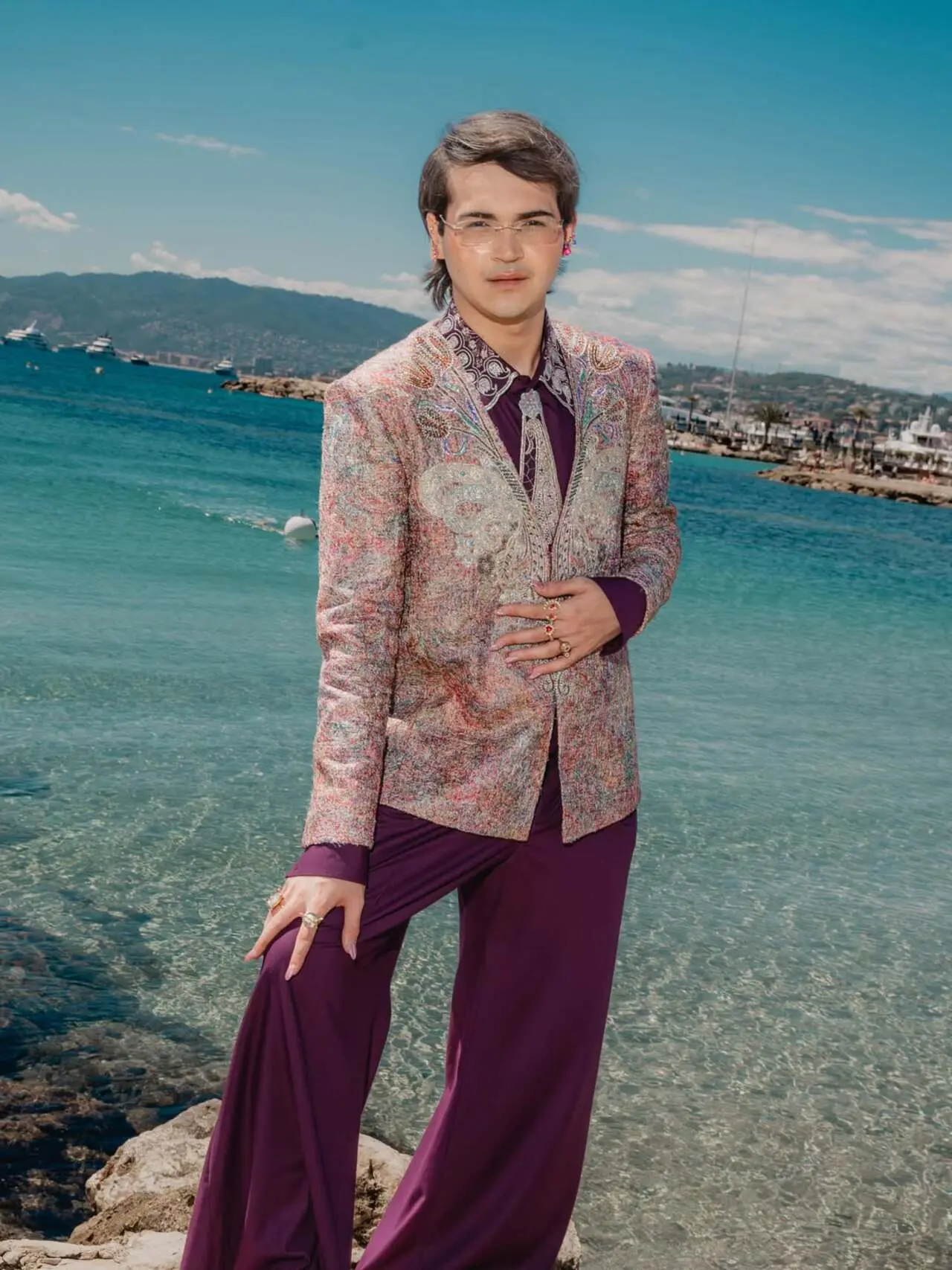 Sufi Motiwala
The fashion commentator was seen in a metallic embroidered suit, fully adorned with paisley motifs and finished with scalloped edges.